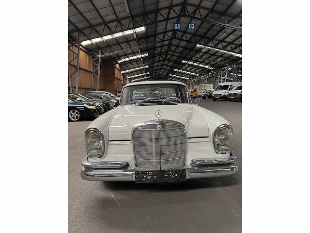 1962 mercedes benz s-klasse 220 w111 heckflosse 6580 - afbeelding 12 van  25
