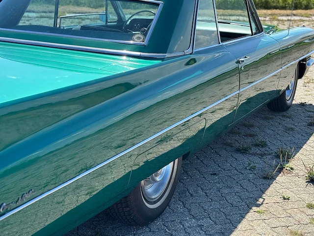 1963 cadillac coup de ville - afbeelding 8 van  32