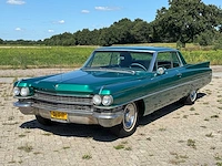 1963 cadillac coup de ville - afbeelding 1 van  32