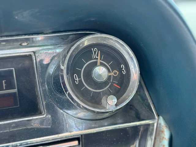 1963 cadillac coup de ville - afbeelding 19 van  32