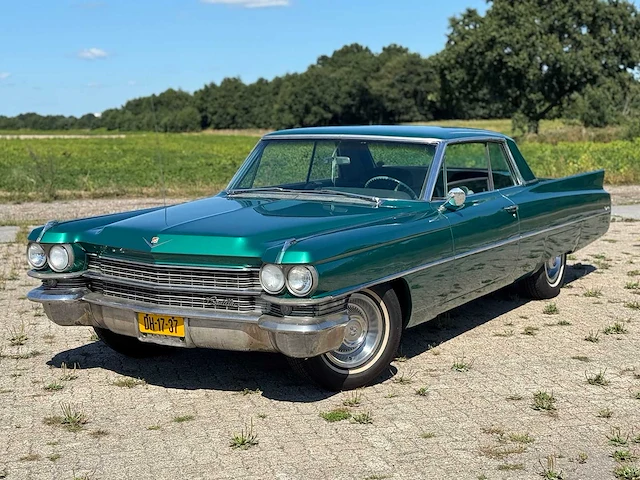 1963 cadillac coup de ville - afbeelding 22 van  32