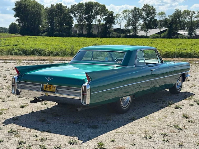 1963 cadillac coup de ville - afbeelding 28 van  32