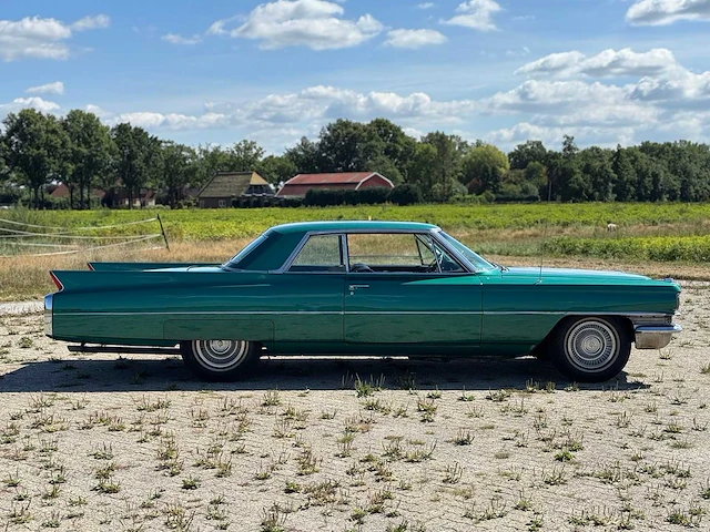 1963 cadillac coup de ville - afbeelding 29 van  32
