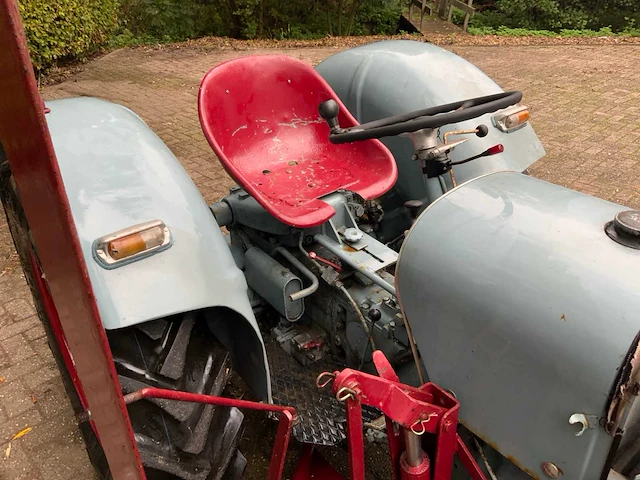1963 eicher edk 3 oldtimer tweewielaangedreven landbouwtractor - afbeelding 17 van  33