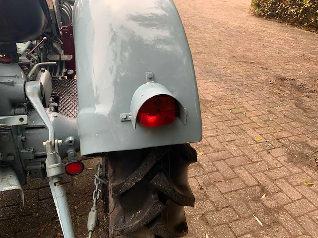 1963 eicher edk 3 oldtimer tweewielaangedreven landbouwtractor - afbeelding 25 van  33