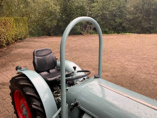 1963 eicher es201 oldtimer tweewielaangedreven landbouwtractor - afbeelding 4 van  33