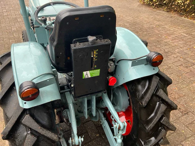 1963 eicher es201 oldtimer tweewielaangedreven landbouwtractor - afbeelding 13 van  33