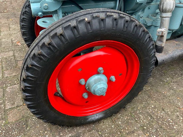 1963 eicher es201 oldtimer tweewielaangedreven landbouwtractor - afbeelding 32 van  33