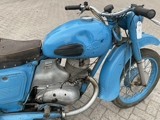 1963 izh motorfiets - afbeelding 12 van  14