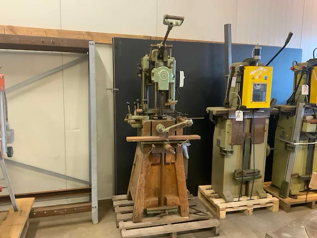 1964 alfred harbs ukw kettingfreesmachine - afbeelding 1 van  10