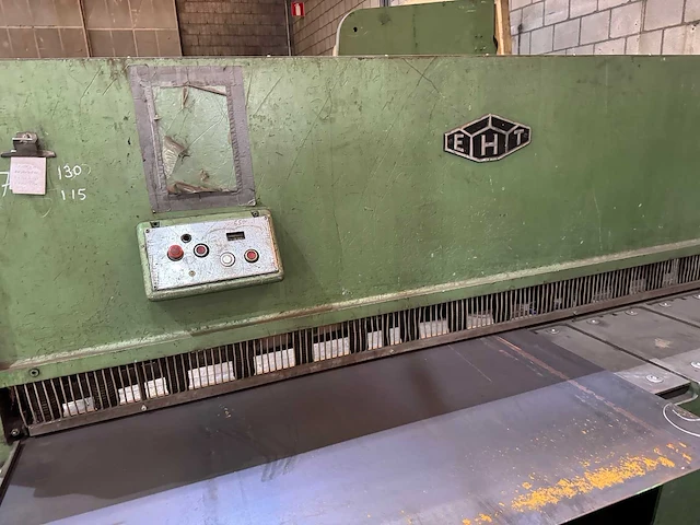 1964 eht tsh 3050x10 guillotineschaar v.v. aanvoertafel 2500x2000mm - afbeelding 9 van  12