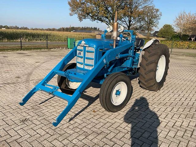 1964 fordson super major oldtimer tractor - afbeelding 14 van  26