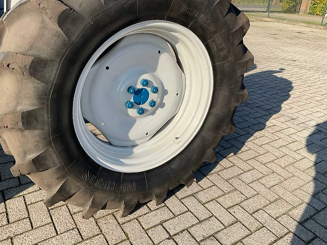 1964 fordson super major oldtimer tractor - afbeelding 17 van  26