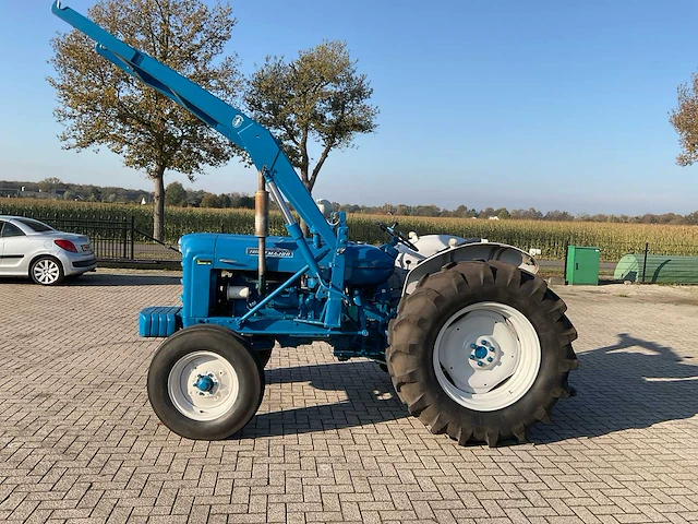 1964 fordson super major oldtimer tractor - afbeelding 22 van  26