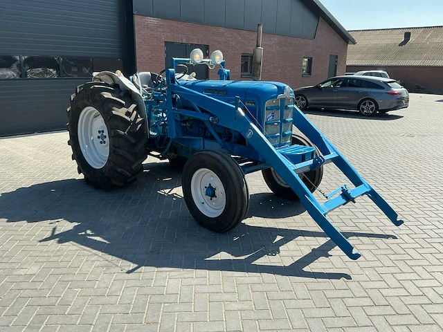 1964 fordson super major oldtimer tractor - afbeelding 20 van  26