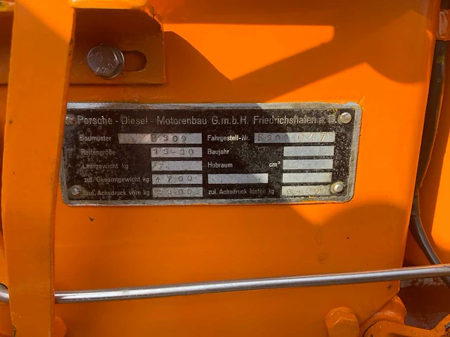 1964 porsche b309 super b oldtimer tractor - afbeelding 15 van  54