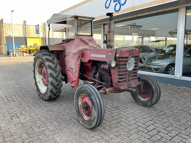 1965 mc cormick d432 oldtimer tractor - afbeelding 2 van  22