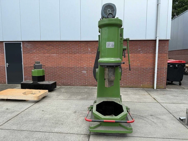 1966 bernsdorfer eisenwerk uhle 250 tgl 533 smeedhamer - afbeelding 1 van  14