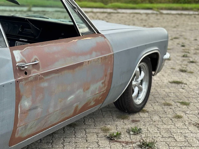 1966 chevrolet impala ss - afbeelding 8 van  33