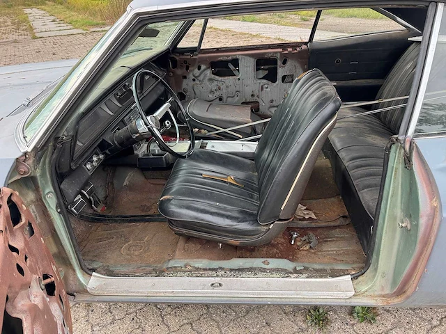 1966 chevrolet impala ss - afbeelding 10 van  33