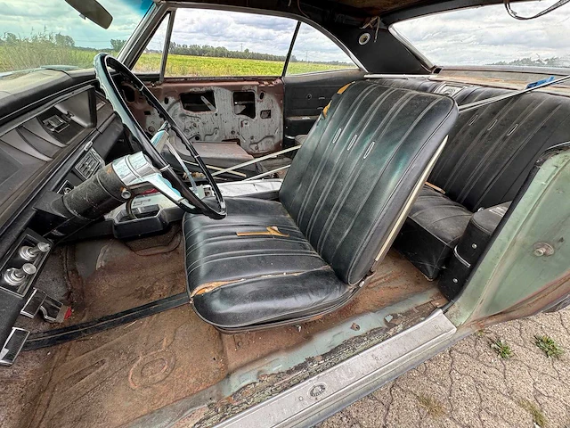 1966 chevrolet impala ss - afbeelding 11 van  33