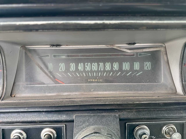 1966 chevrolet impala ss - afbeelding 16 van  33
