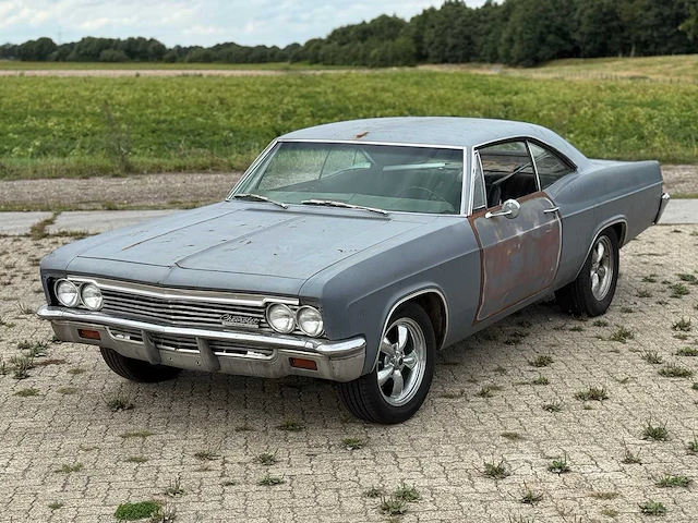 1966 chevrolet impala ss - afbeelding 25 van  33