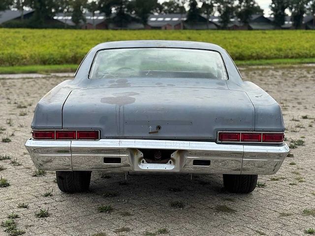 1966 chevrolet impala ss - afbeelding 28 van  33