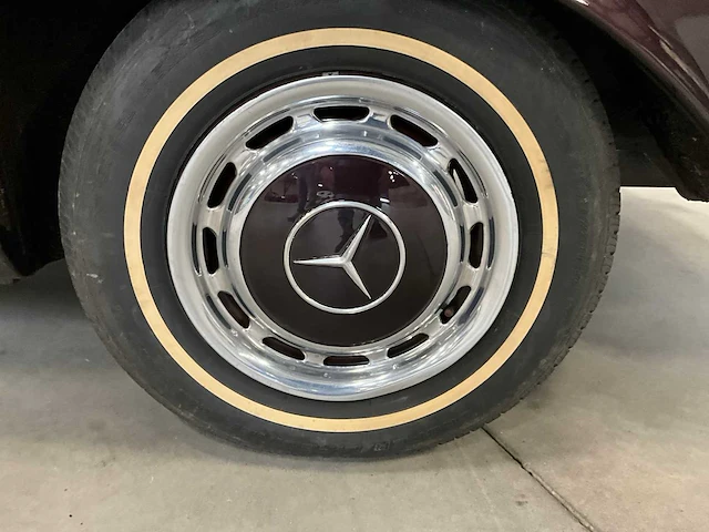 1966 mercedes-benz 250se personenauto - afbeelding 8 van  19