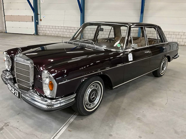1966 mercedes-benz 250se personenauto - afbeelding 1 van  19