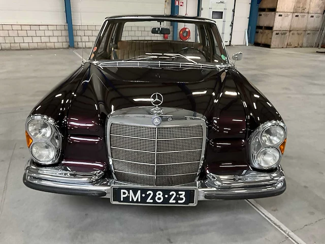 1966 mercedes-benz 250se personenauto - afbeelding 12 van  19