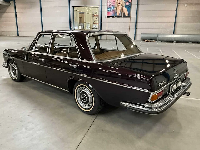 1966 mercedes-benz 250se personenauto - afbeelding 17 van  19