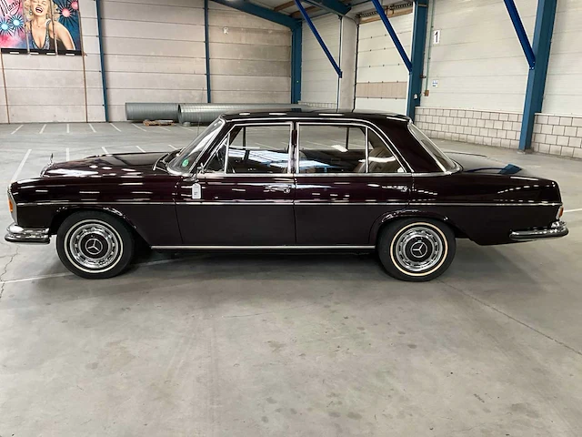 1966 mercedes-benz 250se personenauto - afbeelding 18 van  19