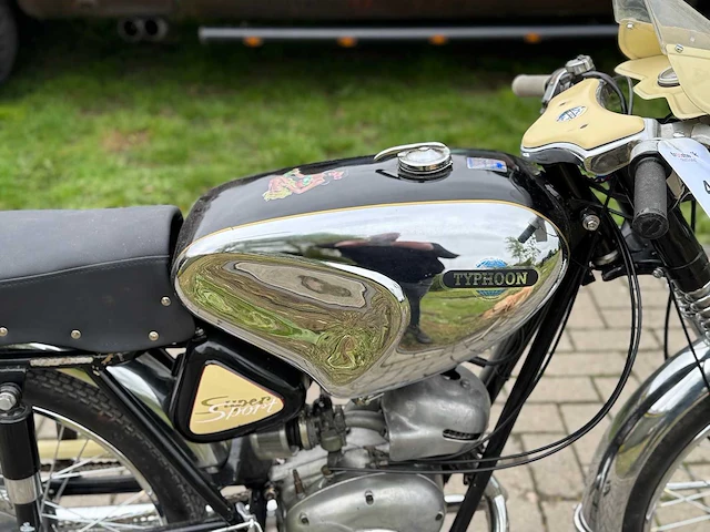 1966 typhoon supersport 50cc brommer - afbeelding 5 van  15