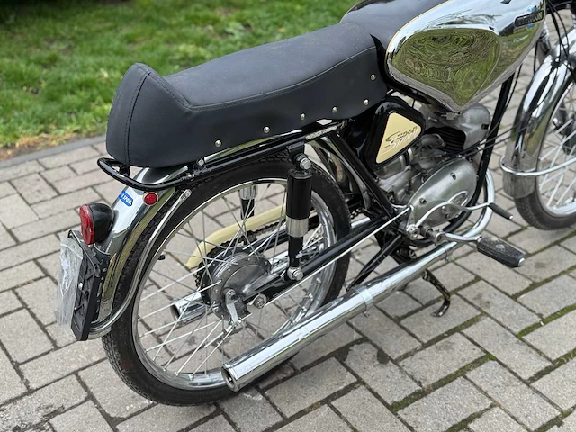 1966 typhoon supersport 50cc brommer - afbeelding 6 van  15