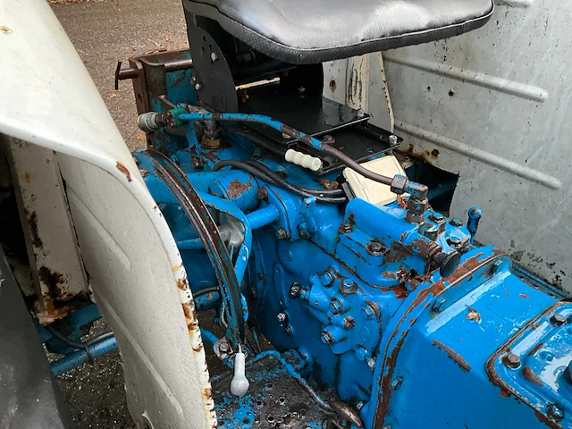 1967 ford 3000 oldtimer tractor - afbeelding 7 van  20