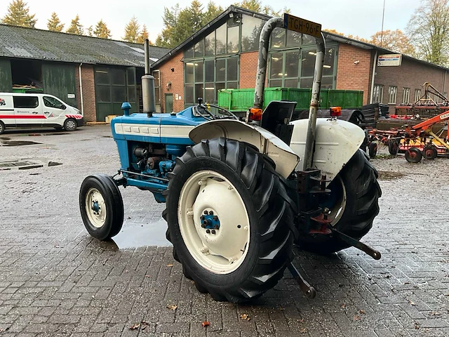 1967 ford 3000 oldtimer tractor - afbeelding 15 van  20
