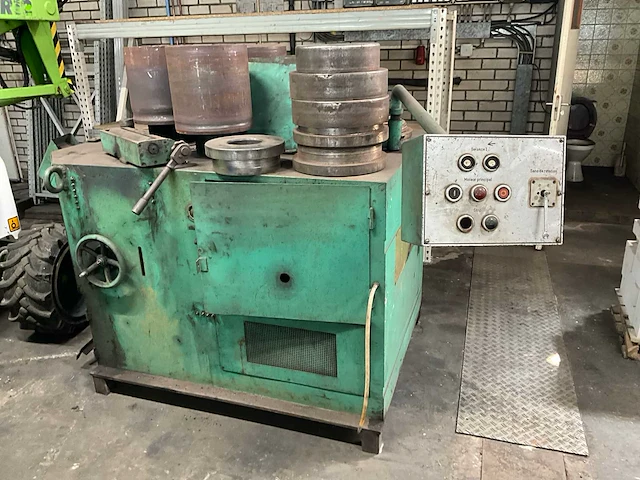 1967 hausler hpr12-h profielbuigmachine - afbeelding 4 van  11