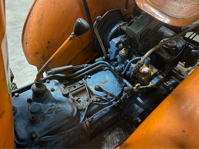 1968 fiat 315 vigneto smalspoortractor - afbeelding 12 van  13