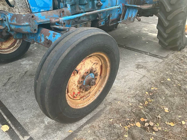 1968 ford 4000 oldtimer tractor - afbeelding 3 van  21