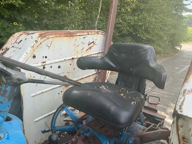 1968 ford 4000 oldtimer tractor - afbeelding 10 van  21
