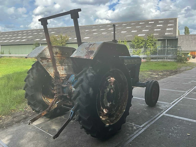 1968 ford 4000 oldtimer tractor - afbeelding 19 van  21
