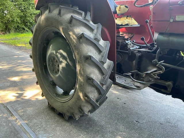 1968 massey ferguson 135 oldtimer tractor - afbeelding 2 van  25