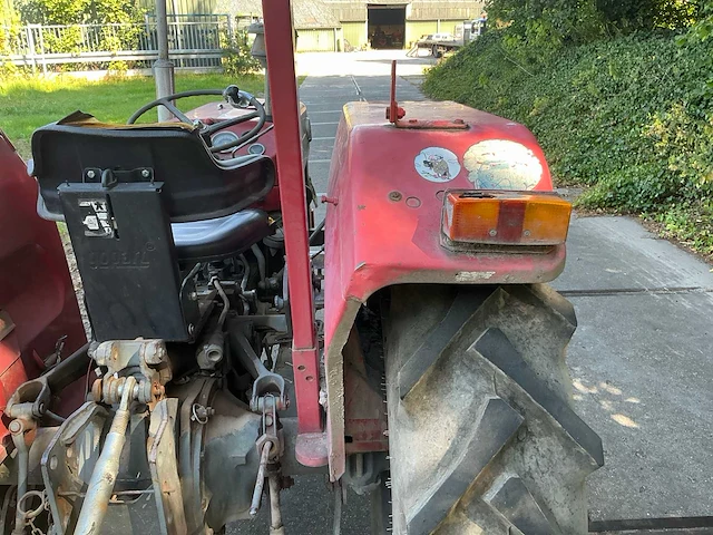 1968 massey ferguson 135 oldtimer tractor - afbeelding 11 van  25