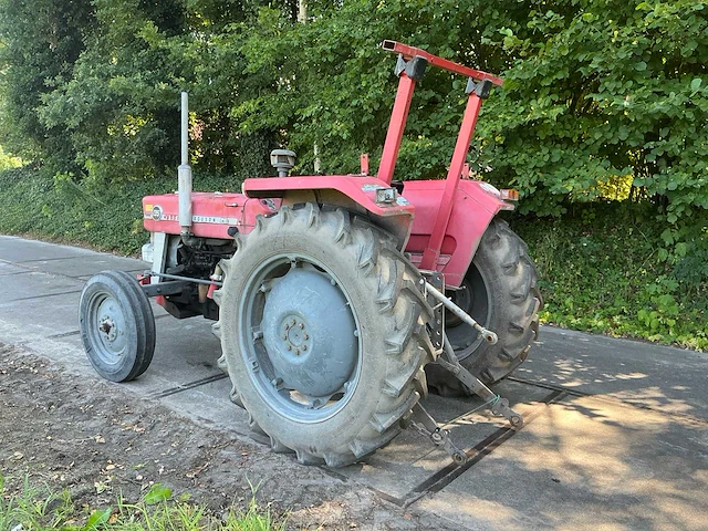 1968 massey ferguson 135 oldtimer tractor - afbeelding 21 van  25