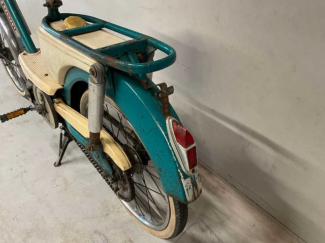 1968 peugeot 102 ms oldtimer brommer - afbeelding 3 van  24