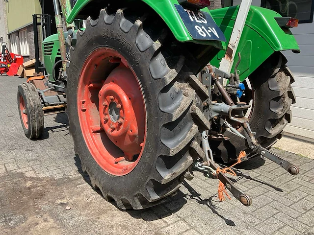 1969 deutz d40 06 tweewielaangedreven landbouwtractor - afbeelding 13 van  32
