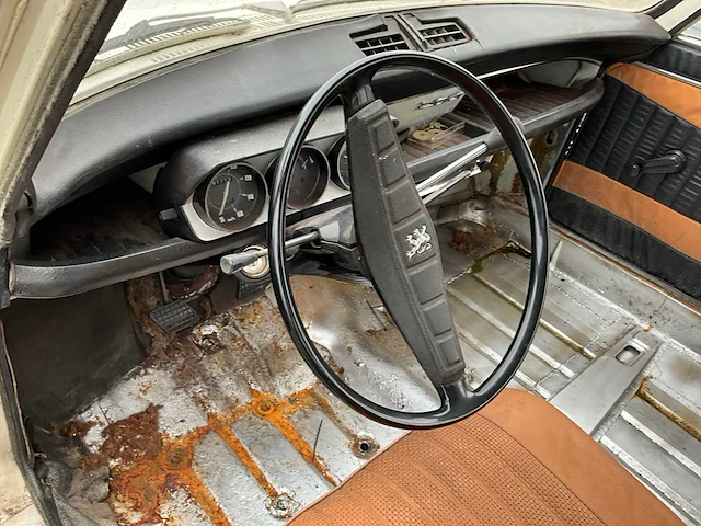1969 peugeot 204 stationwagen - afbeelding 6 van  15