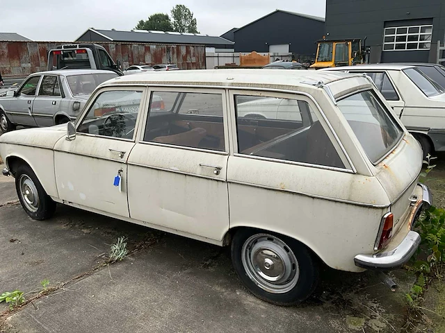 1969 peugeot 204 stationwagen - afbeelding 9 van  15