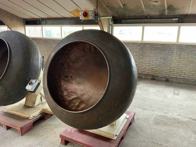 1969 walter brucks koperen ketel drageermachine - afbeelding 1 van  14